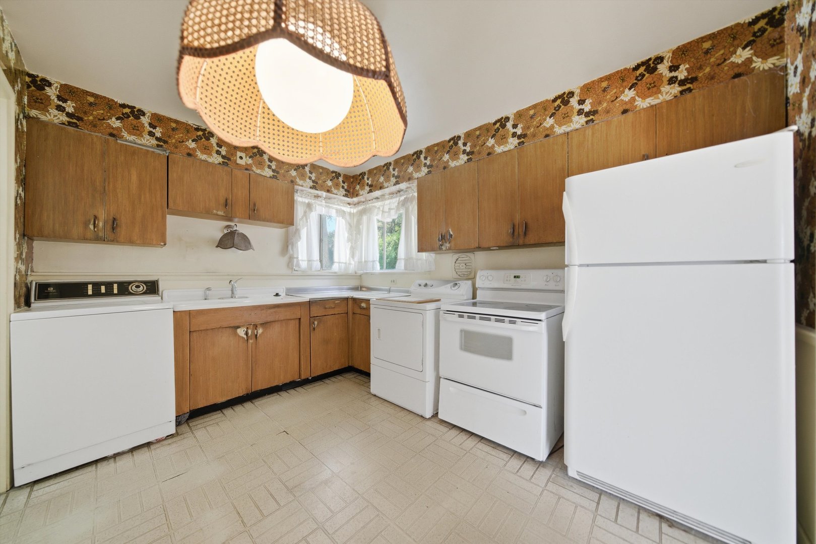 415 N Highland Avenue