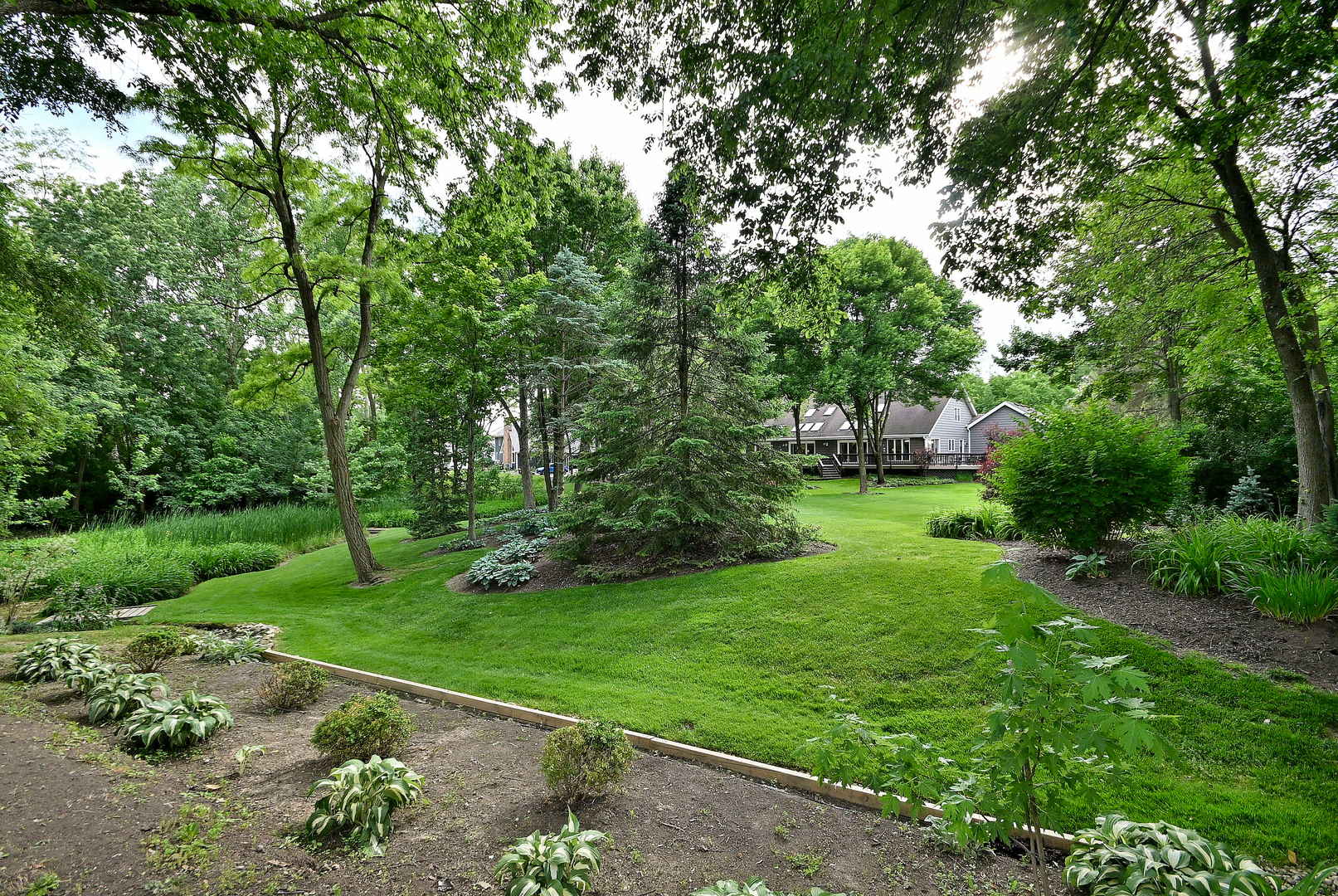 2S025 Twin Oaks Drive