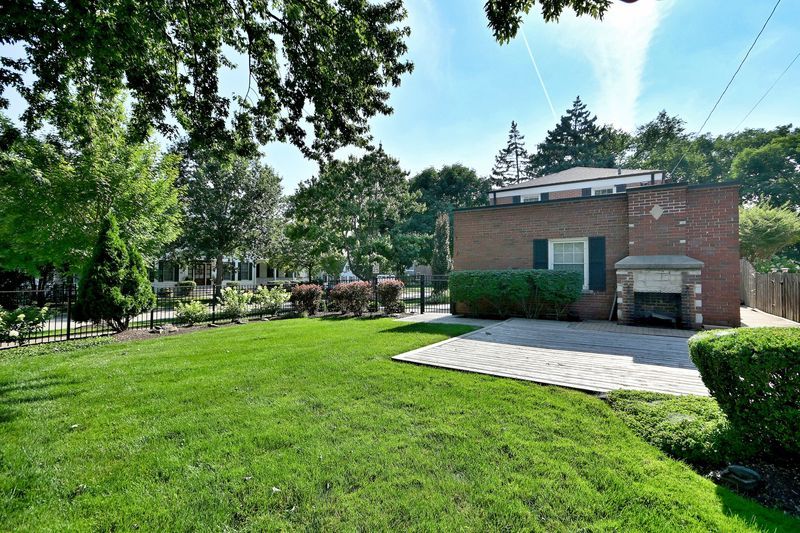 117 W Eggleston Avenue
