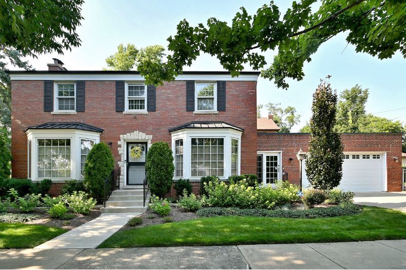 117 W Eggleston Avenue