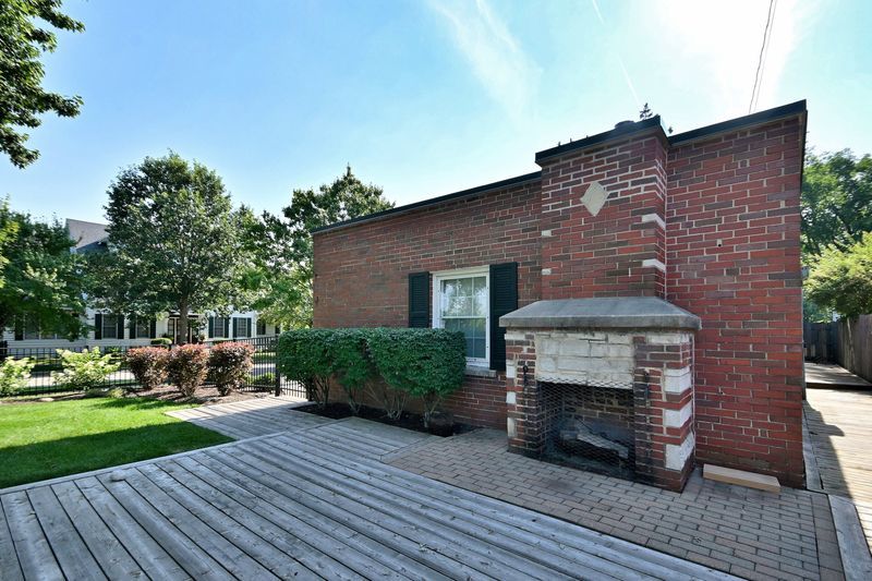 117 W Eggleston Avenue