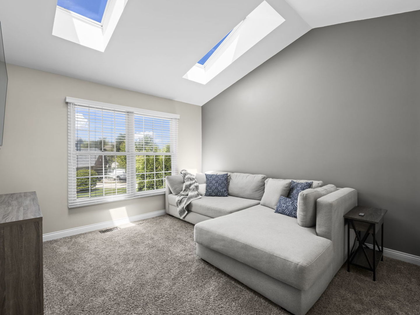 301 Lynwood Circle