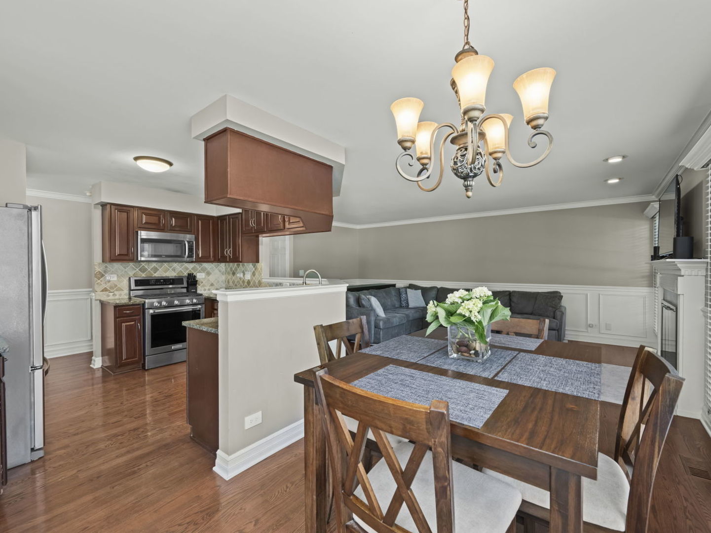 301 Lynwood Circle