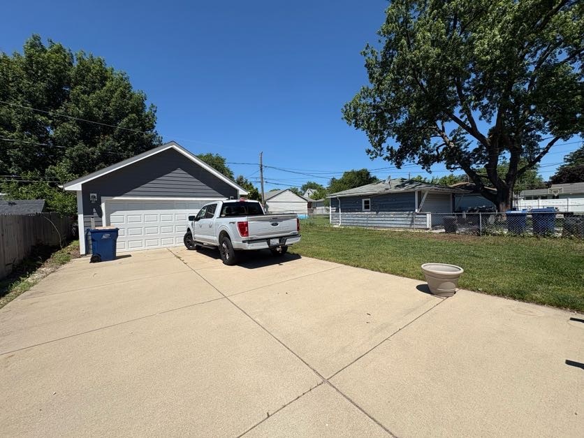 126 N Illinois Avenue