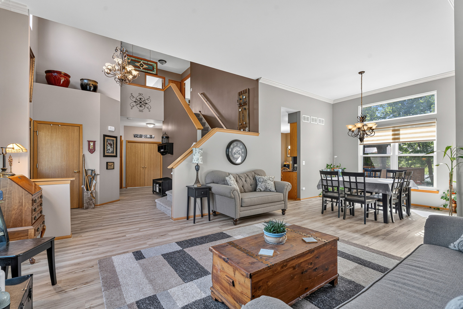 16542 Eastlake Parkway