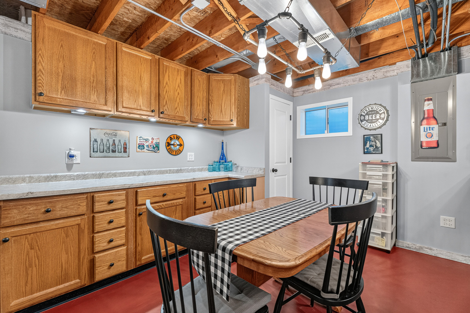 16542 Eastlake Parkway