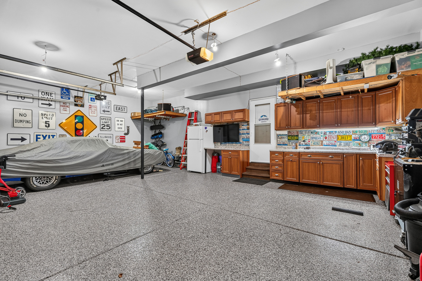 16542 Eastlake Parkway