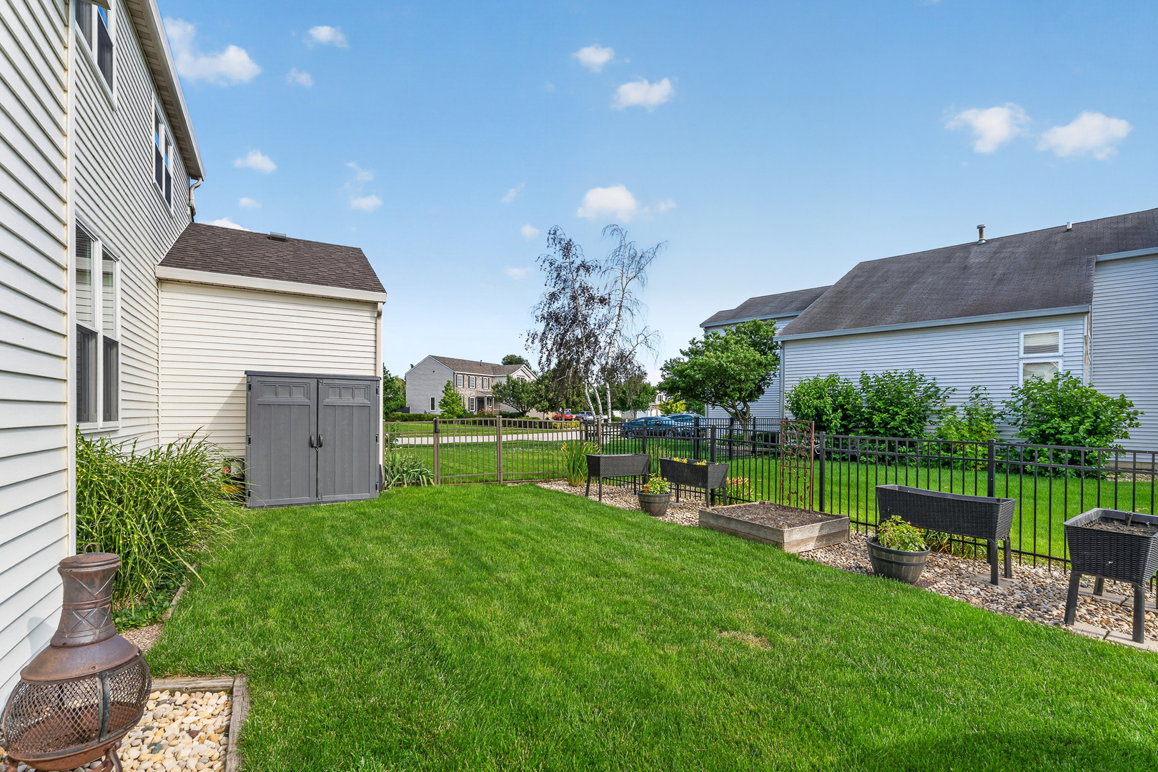 16542 Eastlake Parkway