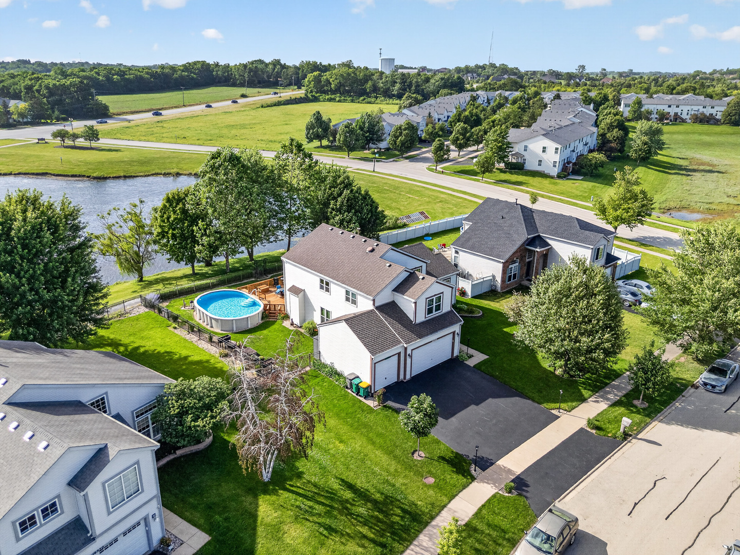 16542 Eastlake Parkway