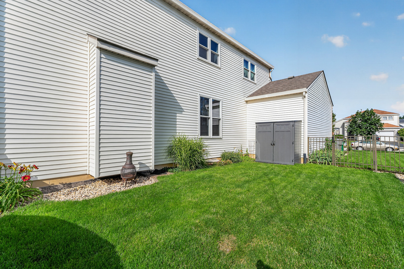 16542 Eastlake Parkway