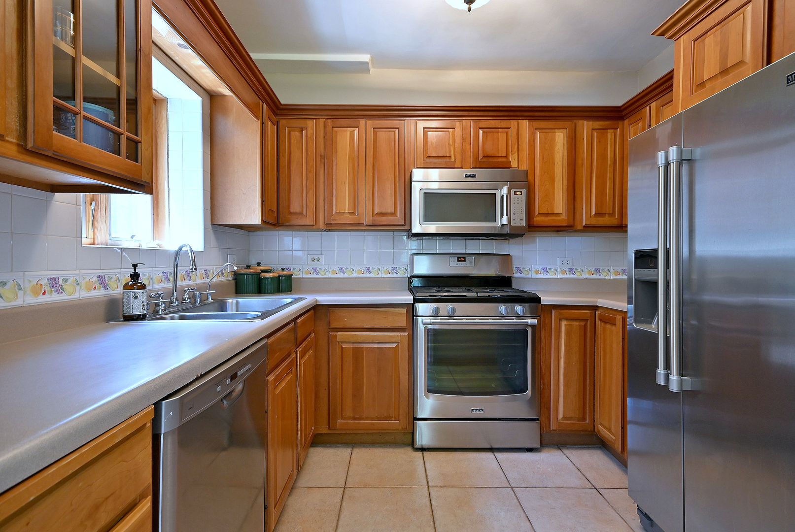 146 S Poplar Avenue
