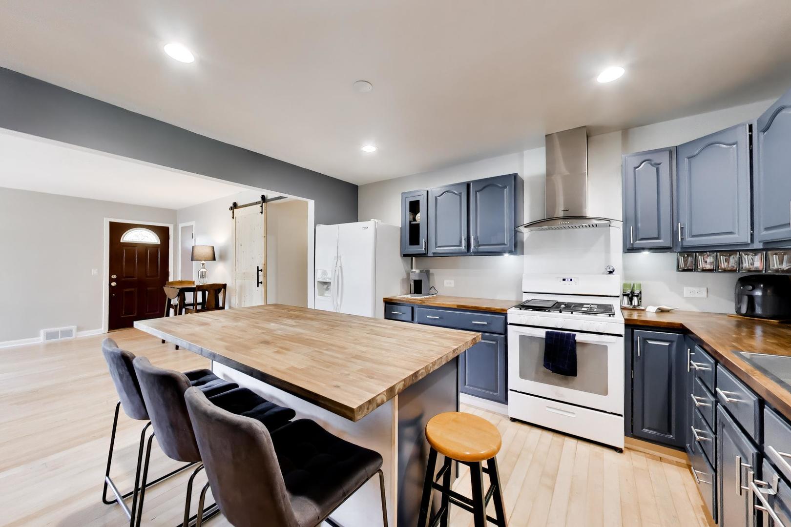 479 N Elm Avenue