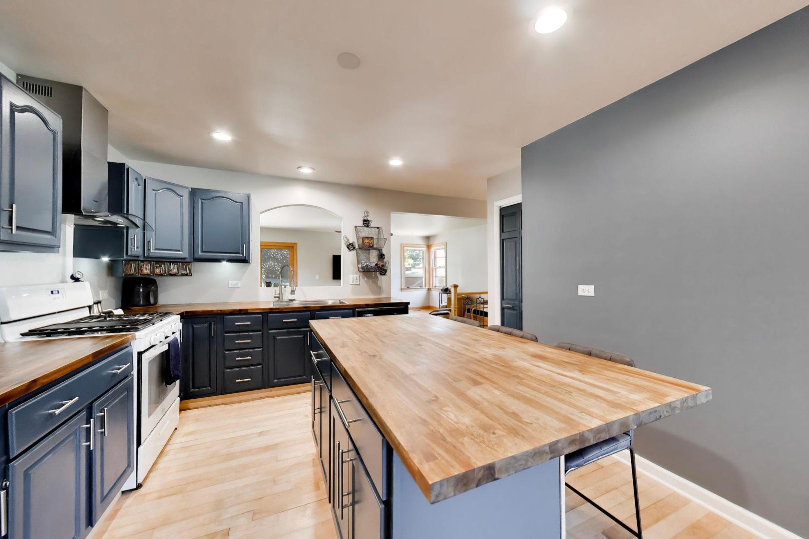 479 N Elm Avenue