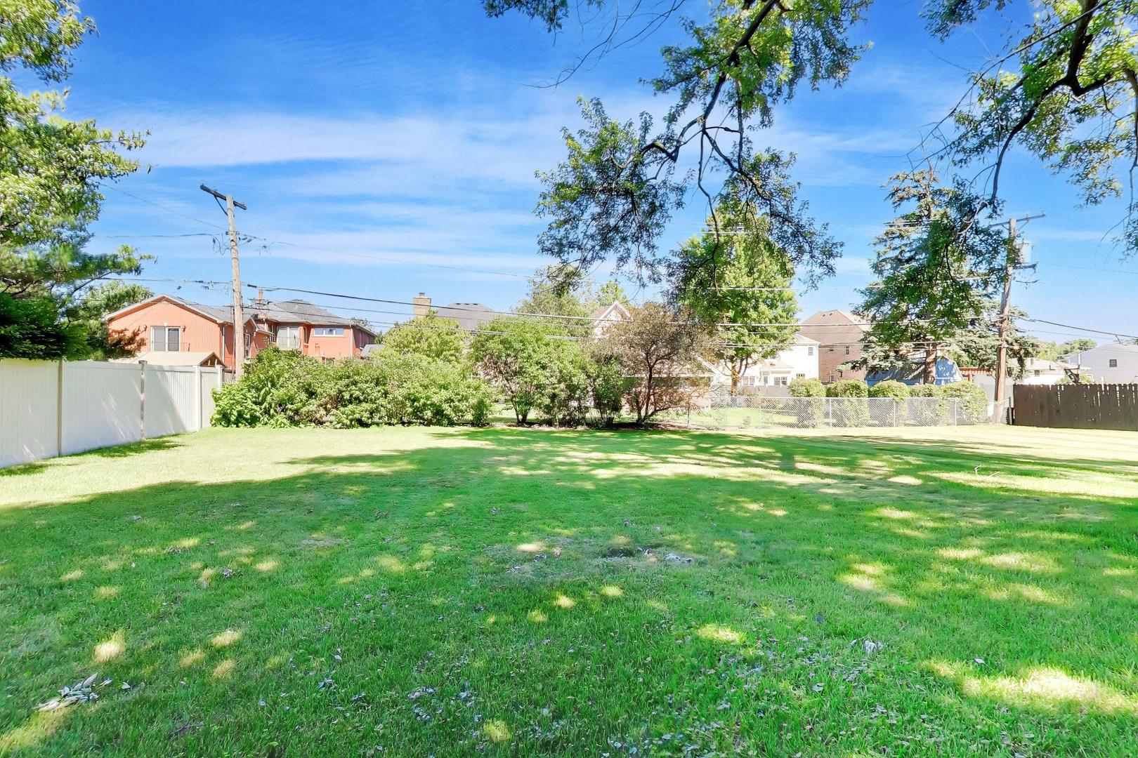 479 N Elm Avenue