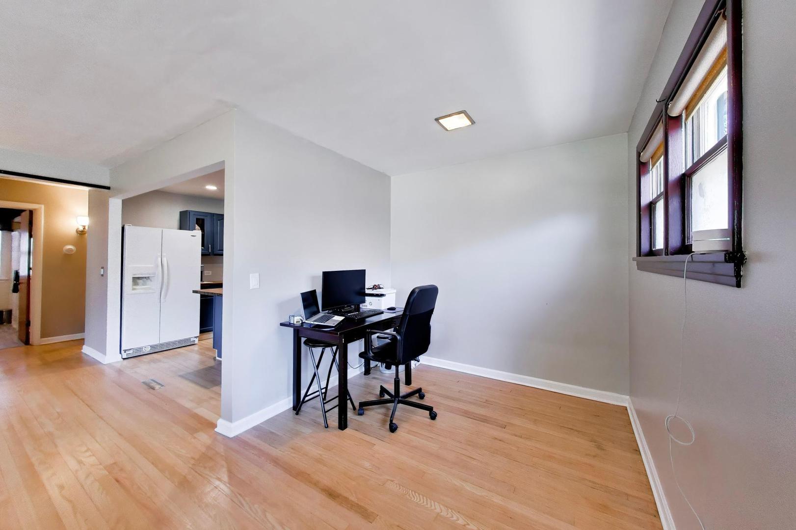 479 N Elm Avenue