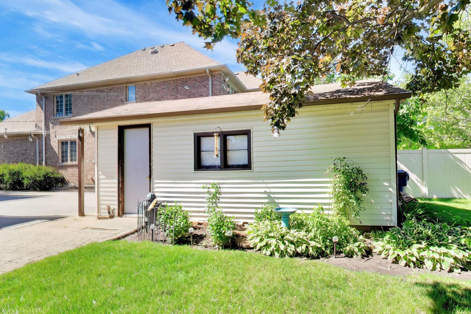 479 N Elm Avenue