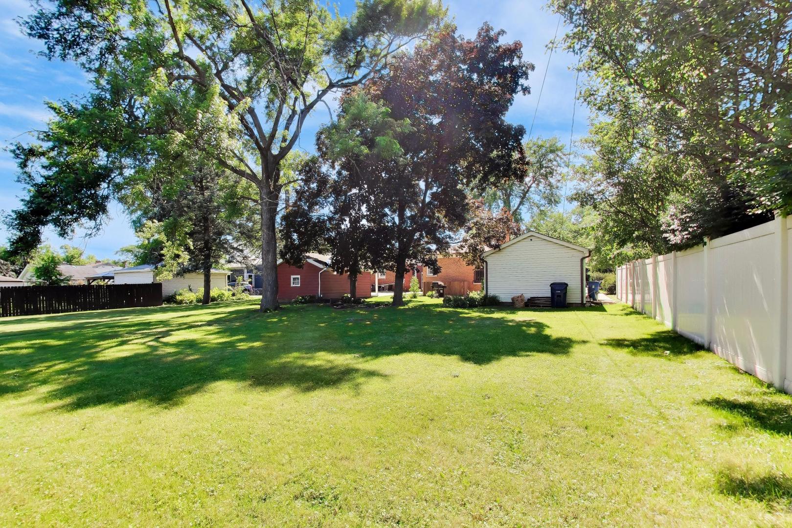 479 N Elm Avenue