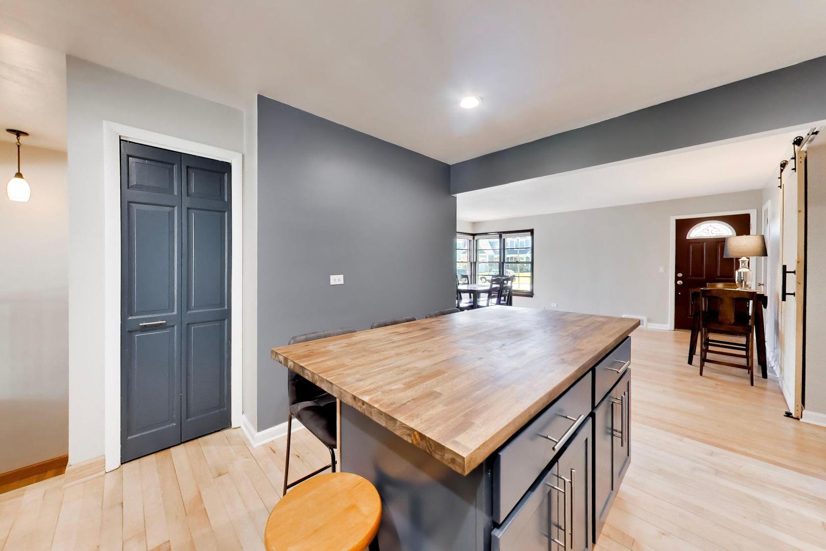 479 N Elm Avenue