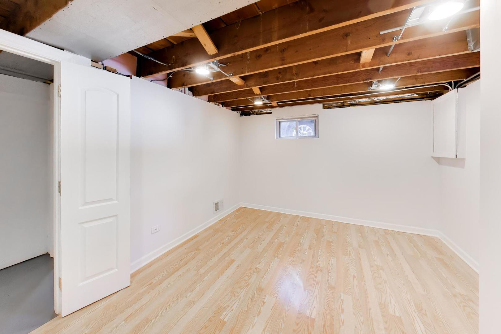 479 N Elm Avenue