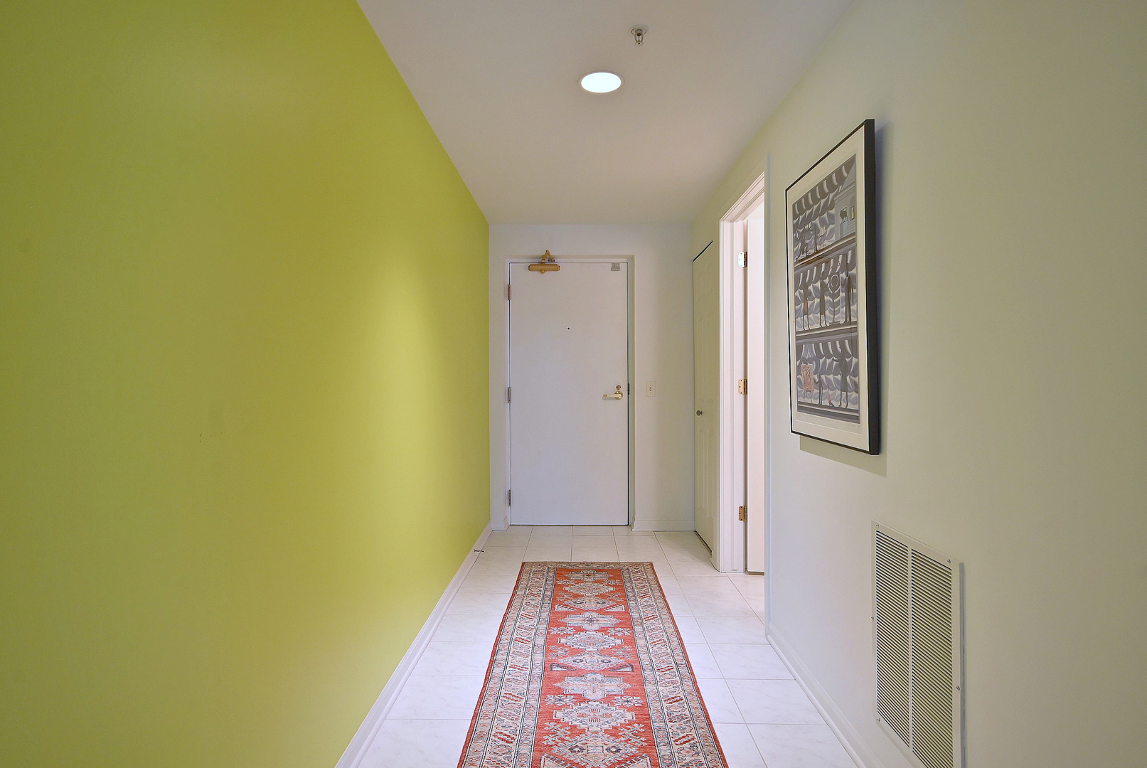 210 N Addison Avenue Unit: 301