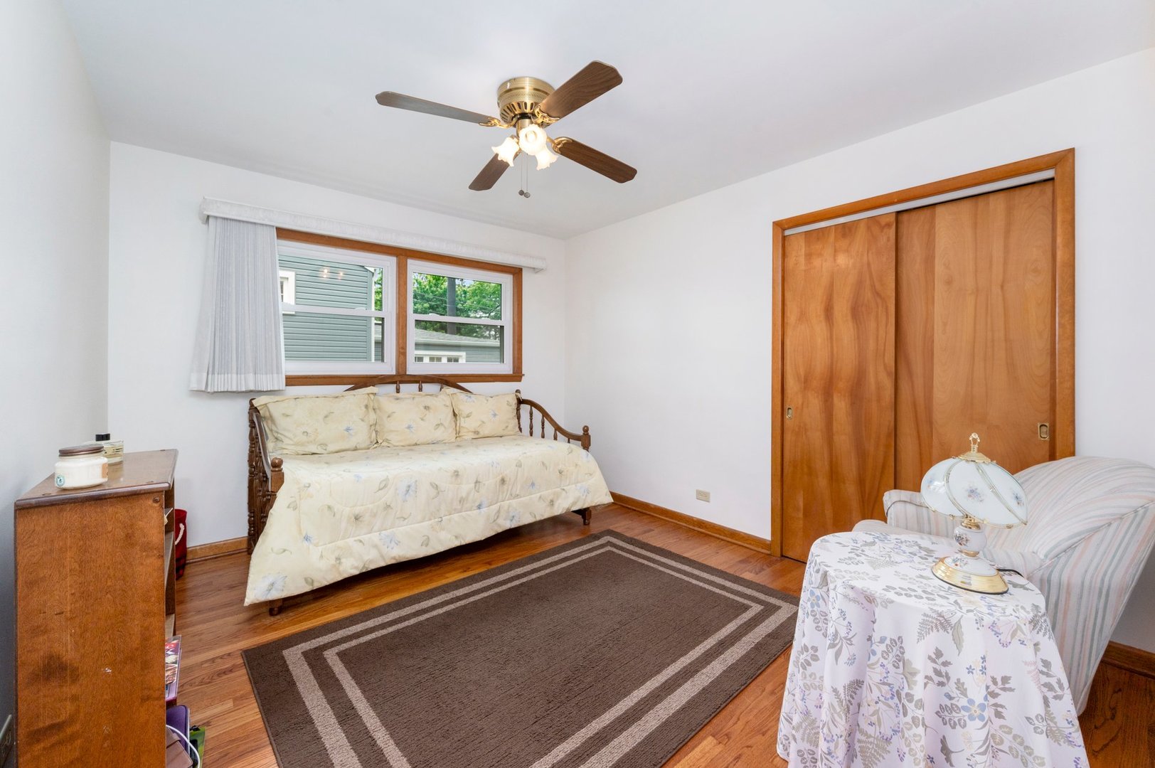 19 W Adams Street