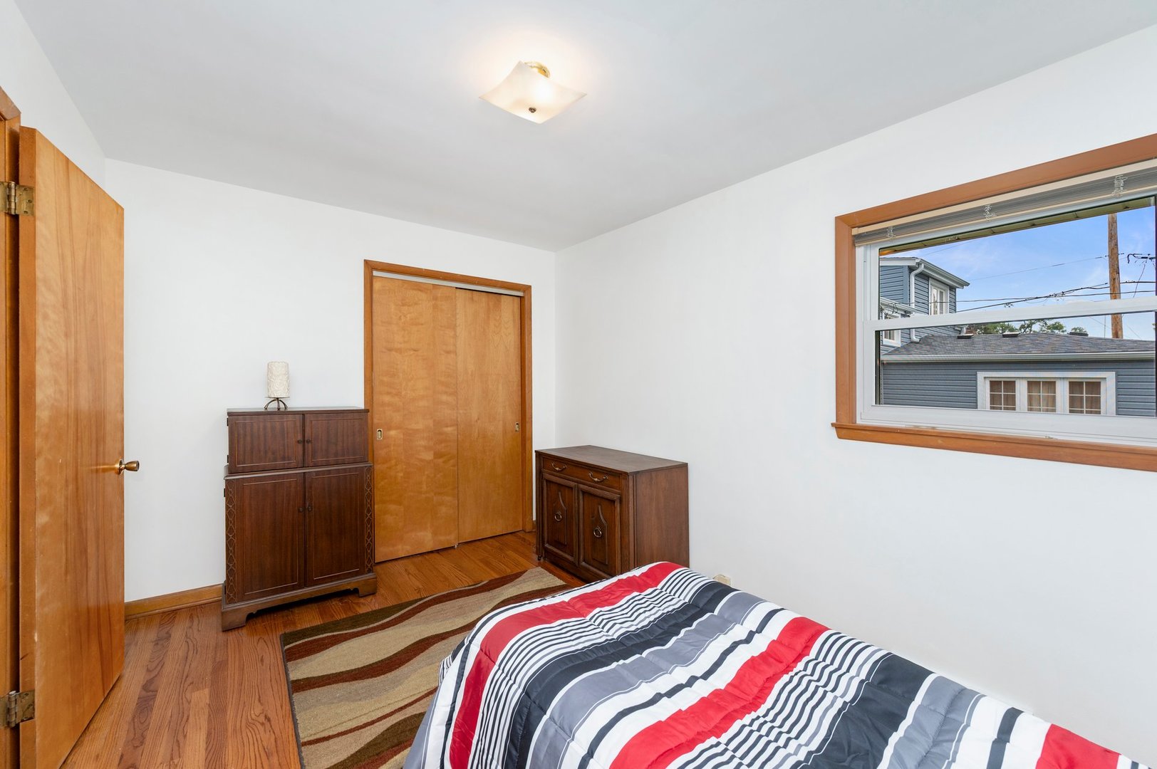 19 W Adams Street