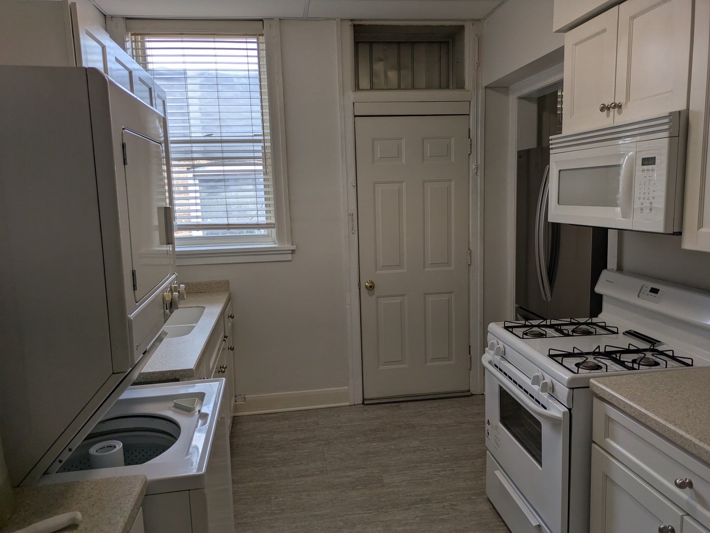 103 E 1st Street Unit: 2n