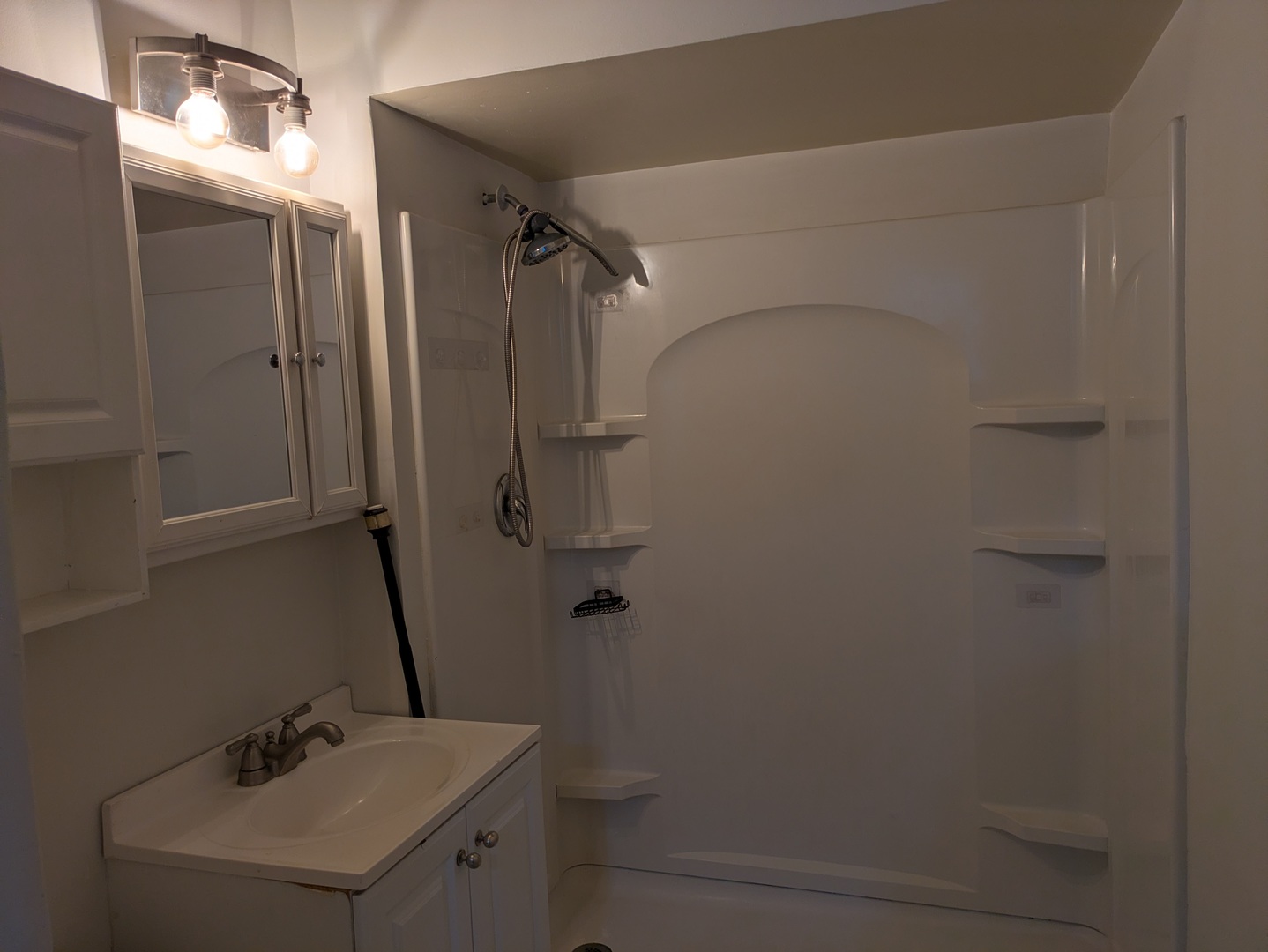 103 E 1st Street Unit: 2n