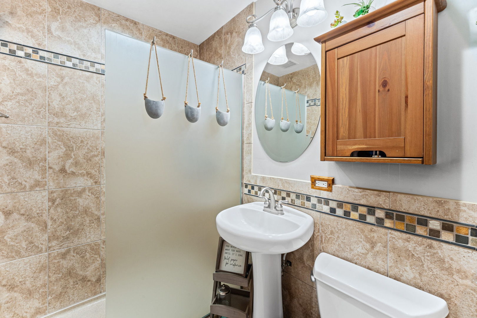 3102 Swallow Lane