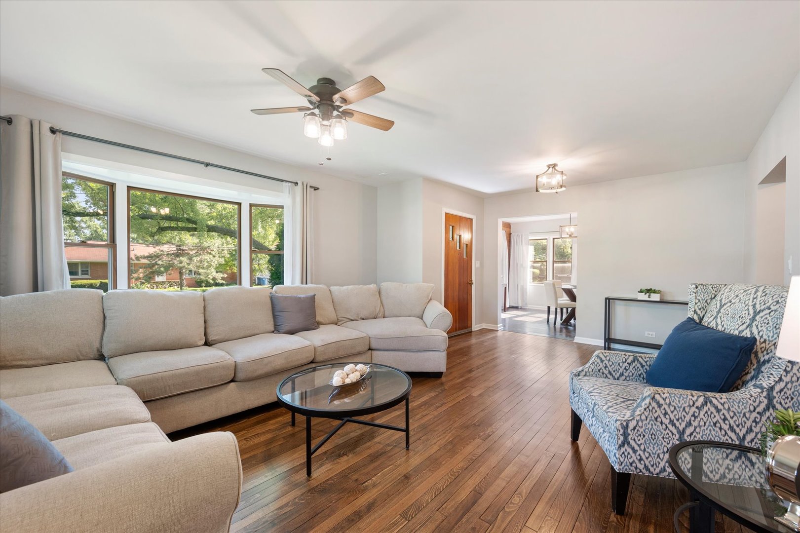 16W661 White Pine Road