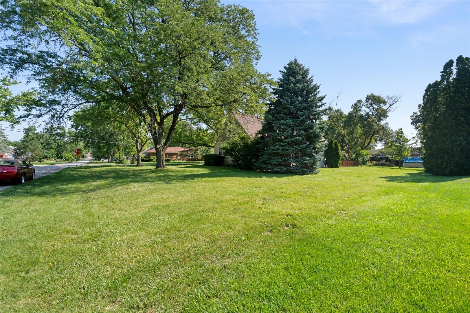 16W661 White Pine Road