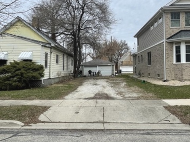 311 E Franklin Avenue