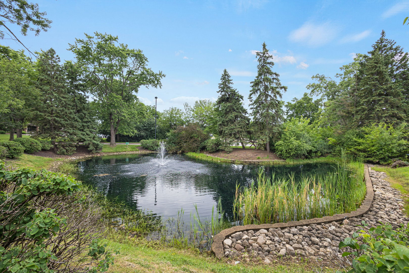 1198 Royal Glen Drive Unit: 221