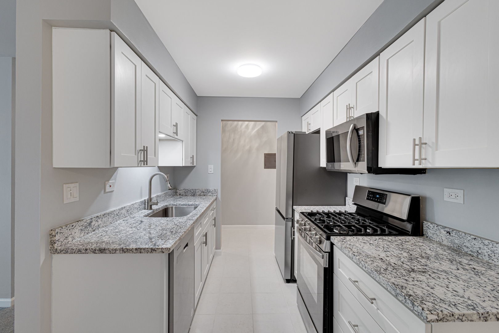 1198 Royal Glen Drive Unit: 221