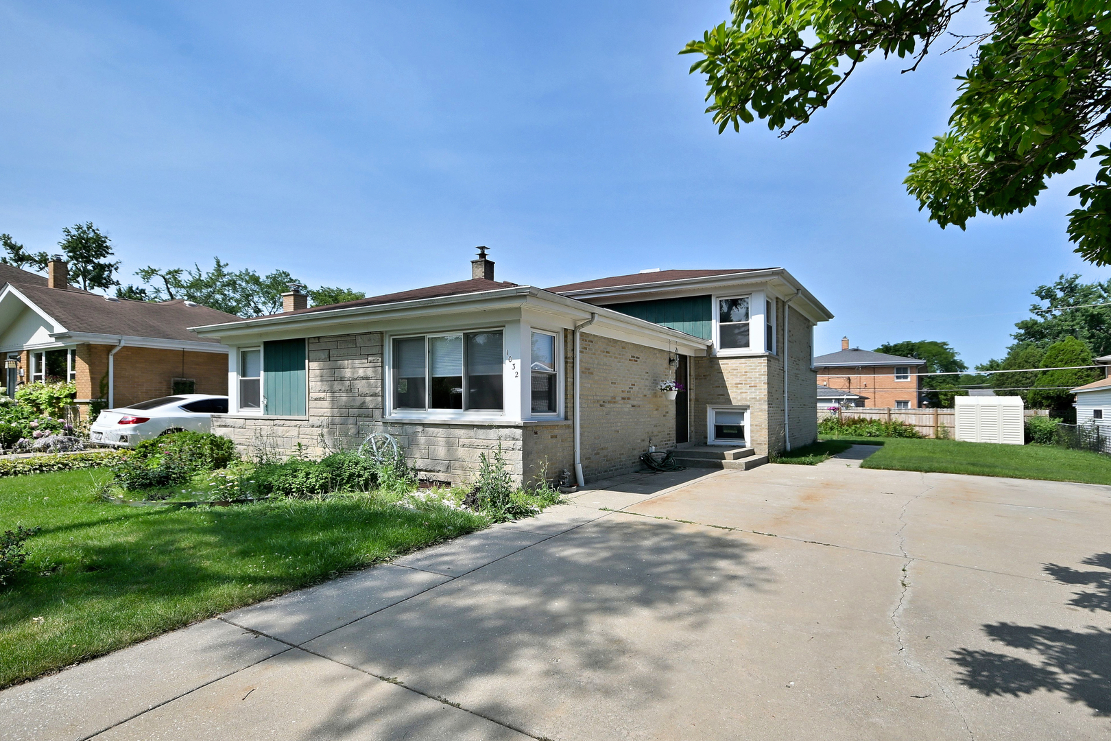 1032 Daniel Drive