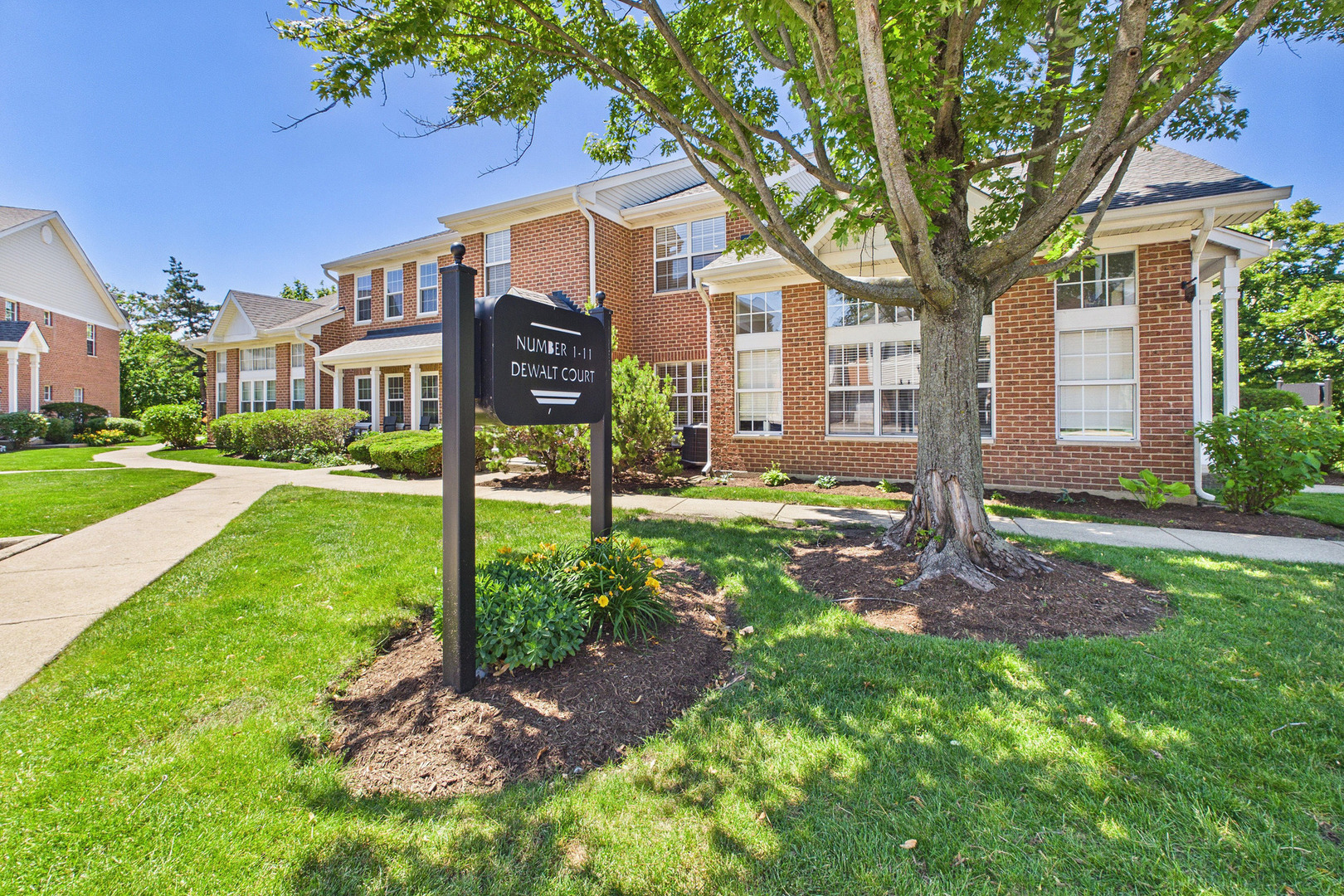 3 Charlotte Circle