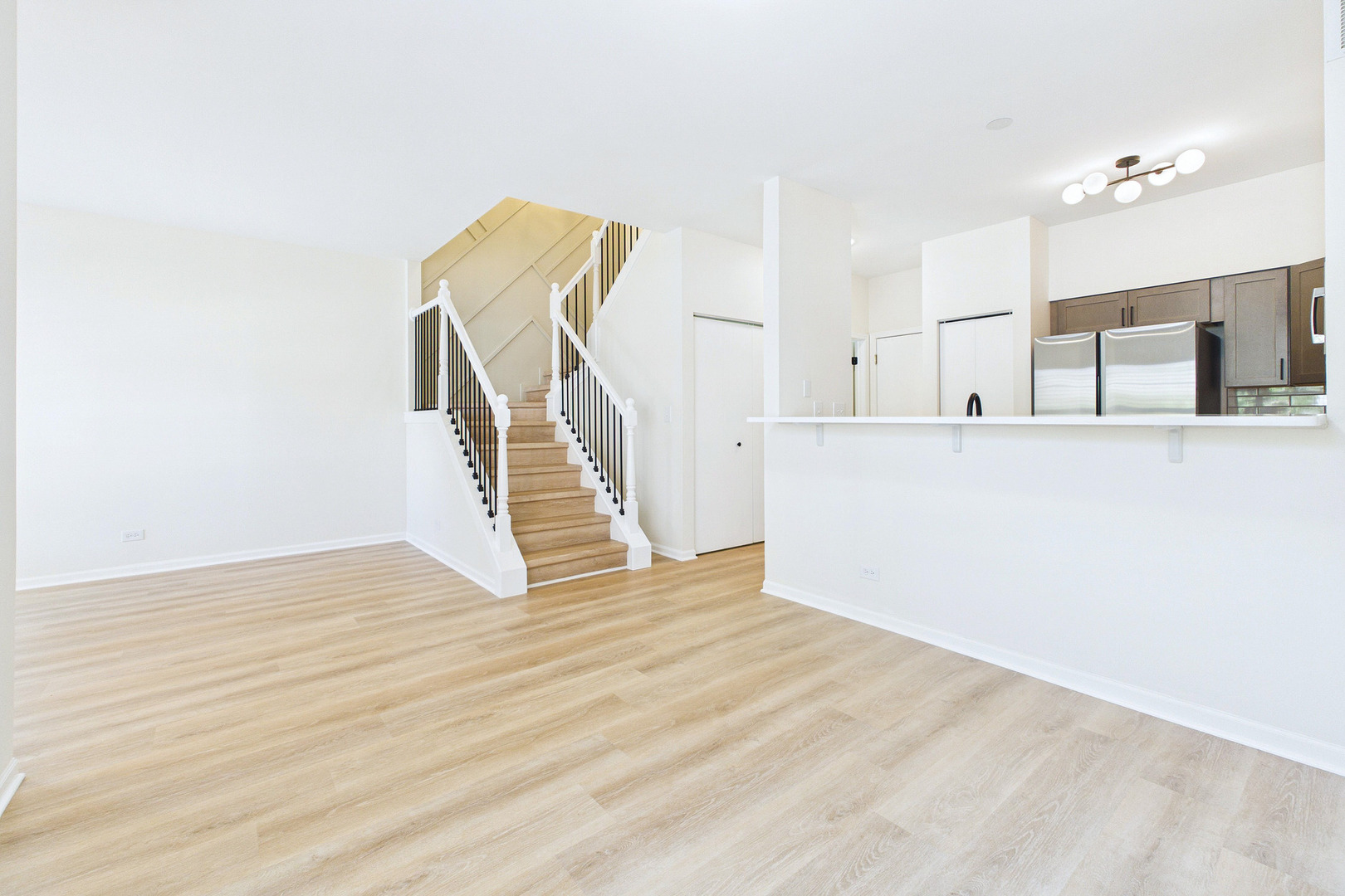 3 Charlotte Circle