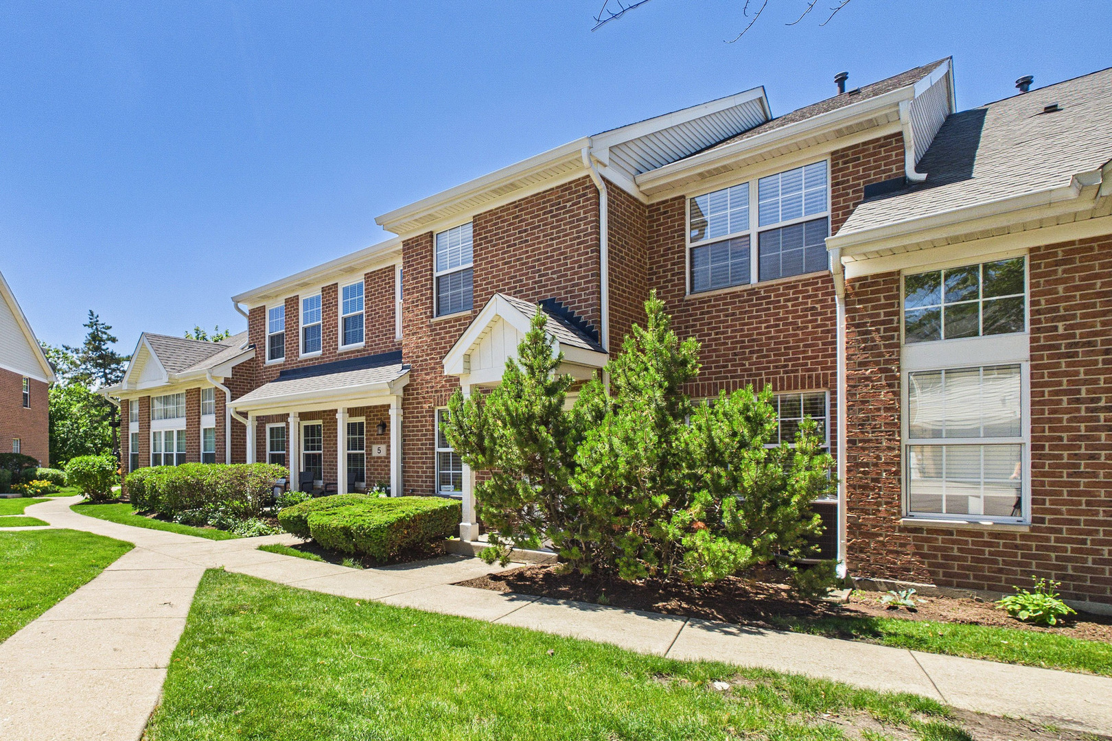 3 Charlotte Circle