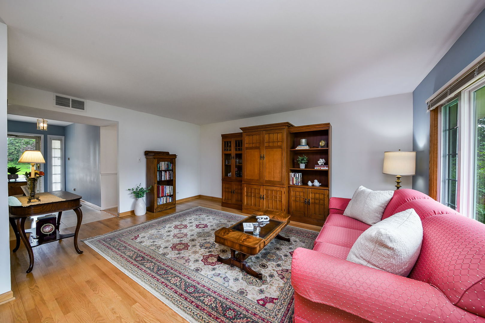 21W621 Buckingham Road