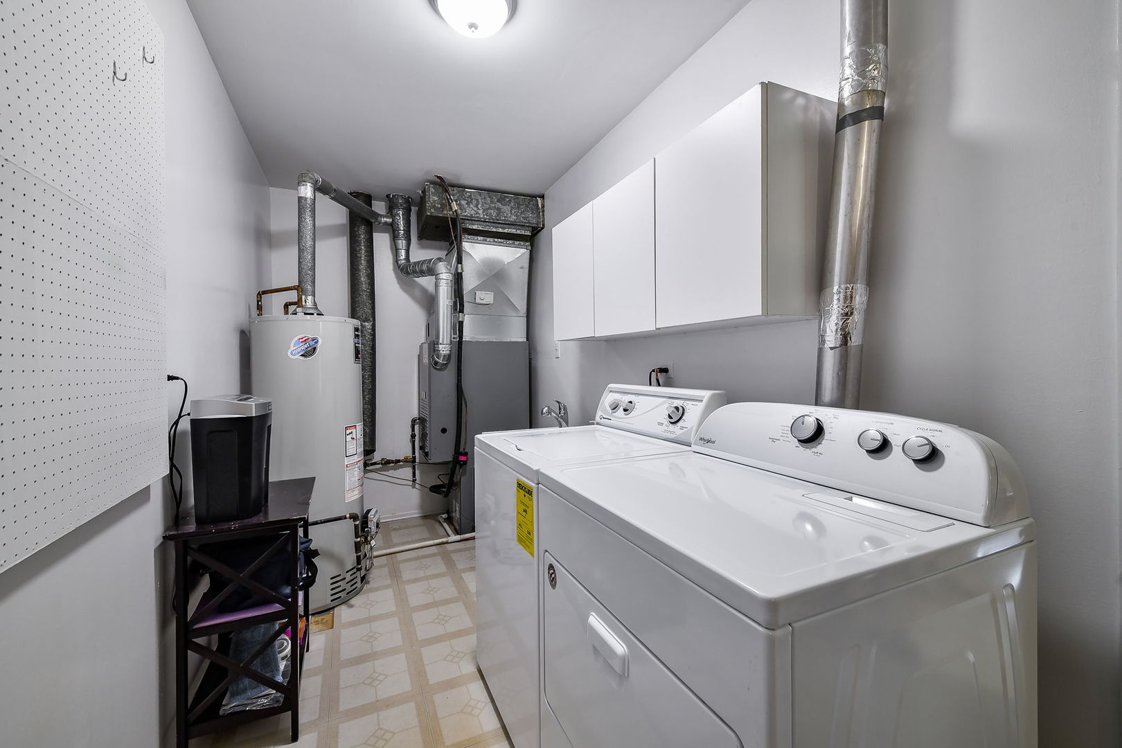 21W621 Buckingham Road
