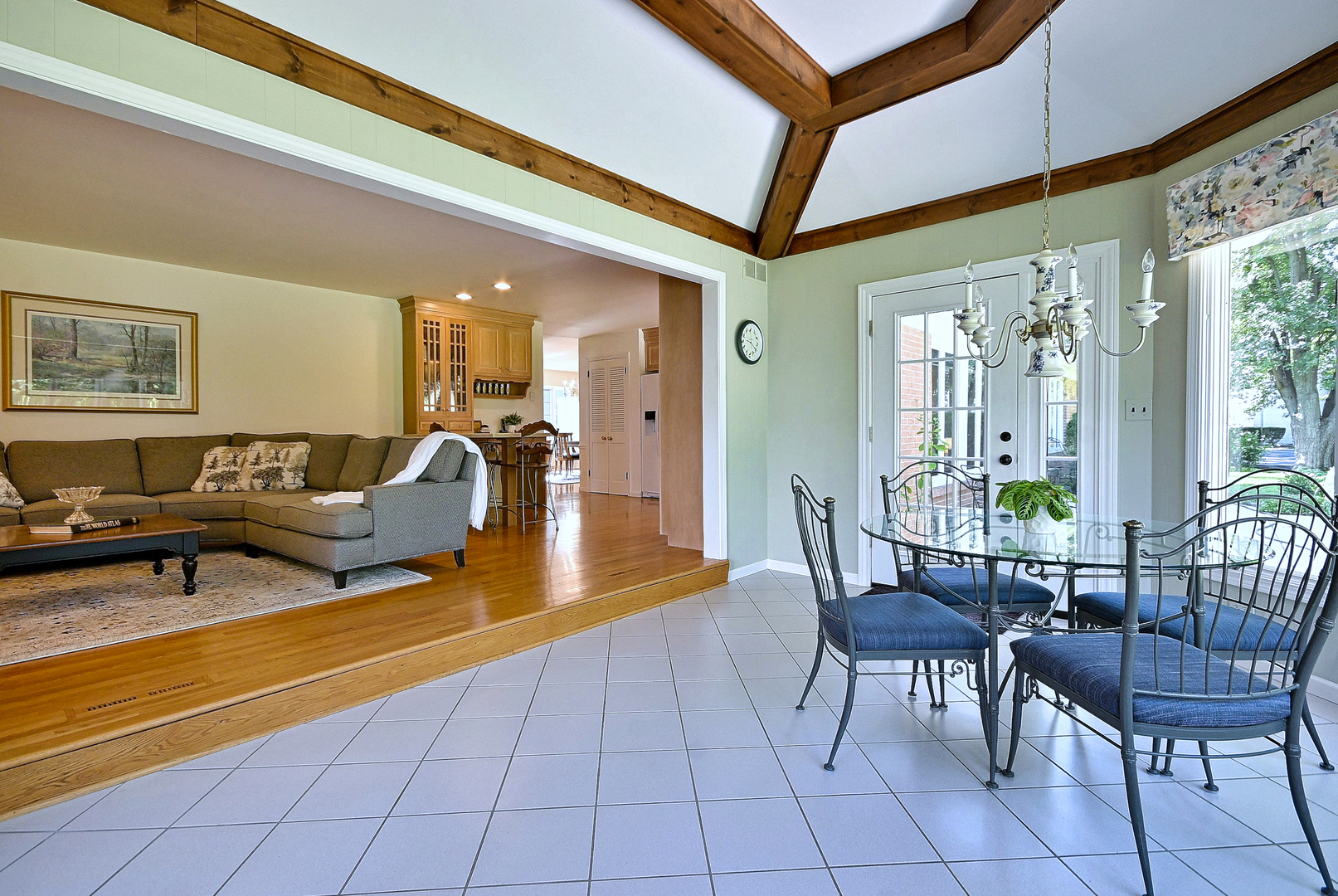 9 Dover Drive