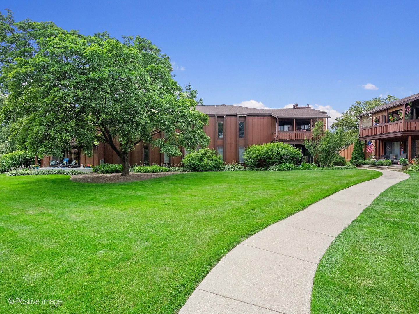 1S055 Spring Road Unit: 2C