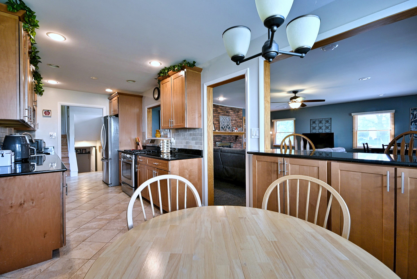 20W581 Glen Court