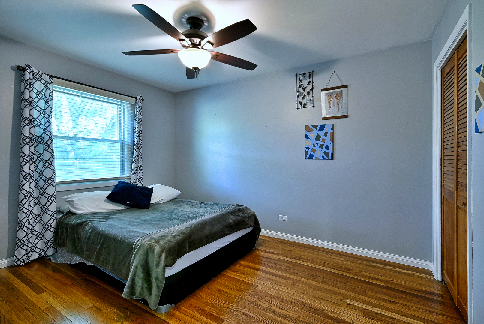 20W581 Glen Court