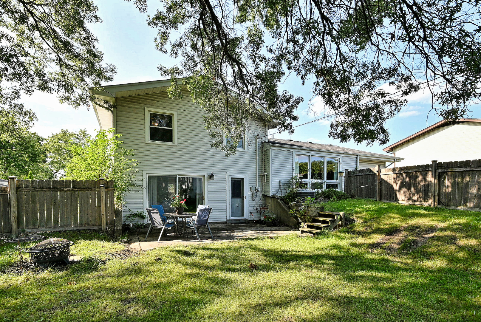 20W581 Glen Court
