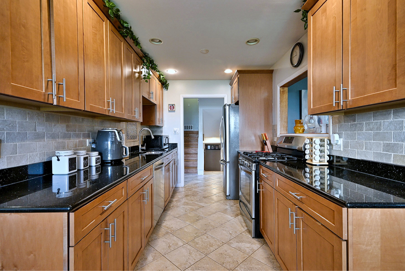 20W581 Glen Court