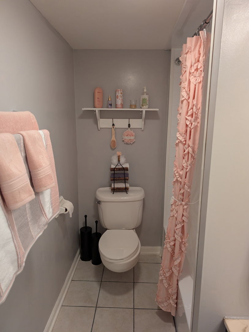 110 W Butterfield Road Unit: 309S