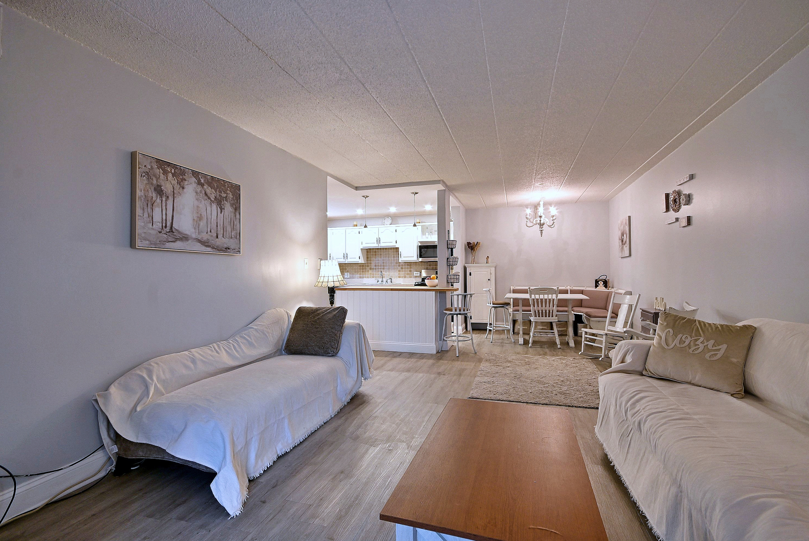 110 W Butterfield Road Unit: 309S
