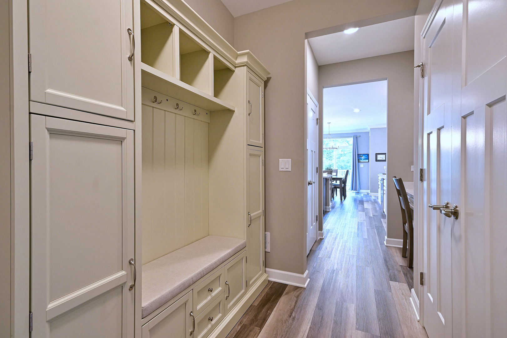 768 Eagle Court