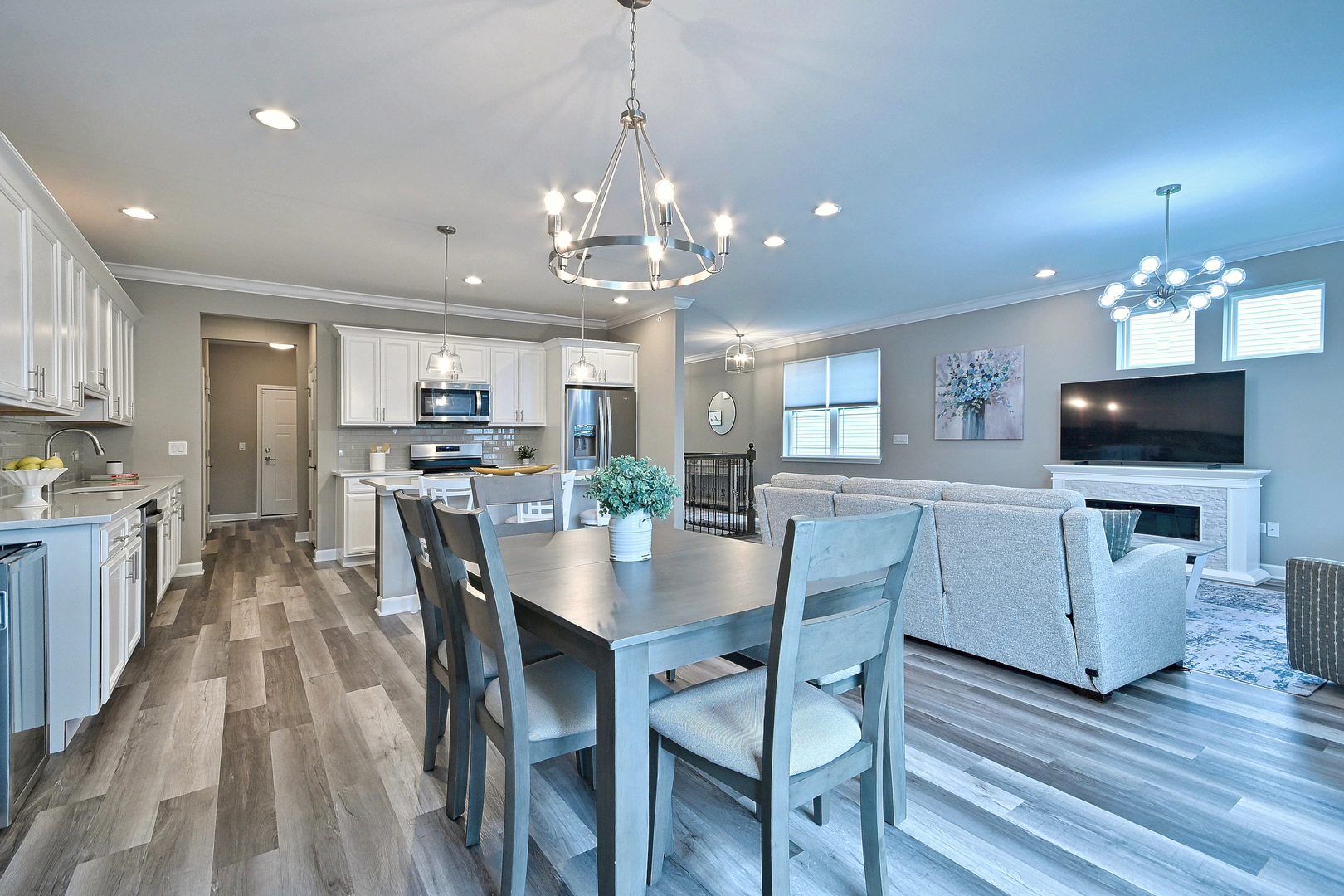 768 Eagle Court